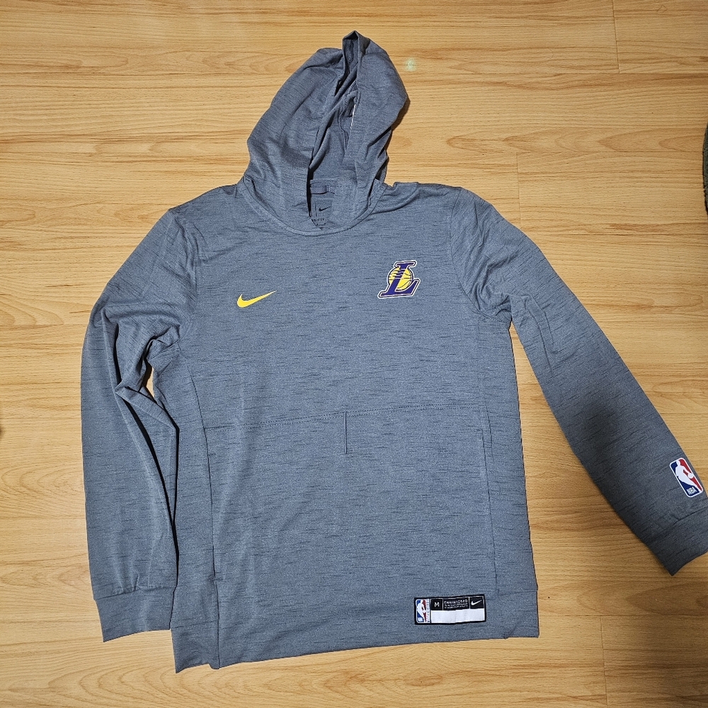 Los Angeles Lakers DRI FIT Grey hoodie BASKETBALL SZ MEDIUM NWT